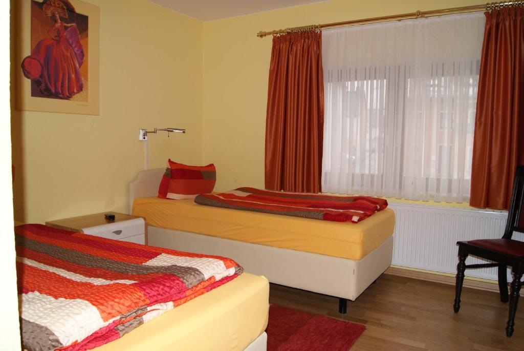 Hotel Kugel Trier Room photo